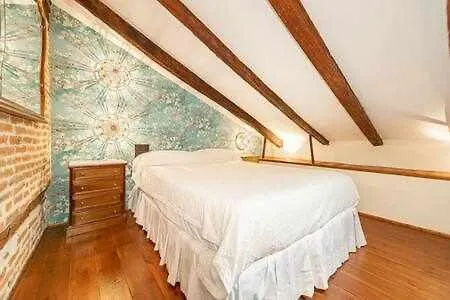Peaceful y Beautiful Apt in La Latina