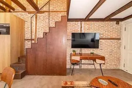 Peaceful y Beautiful Apt in La Latina